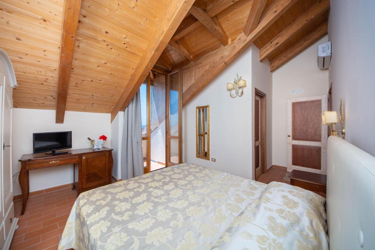 Villa Isabella Минори Экстерьер фото